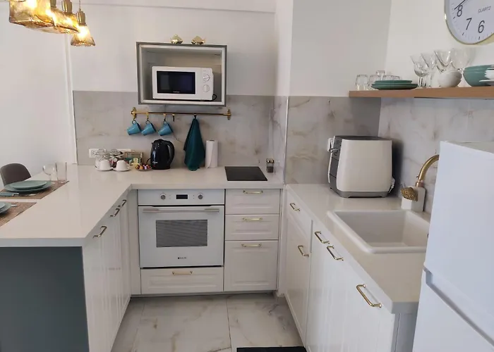 סוויטת פאר מול הים
