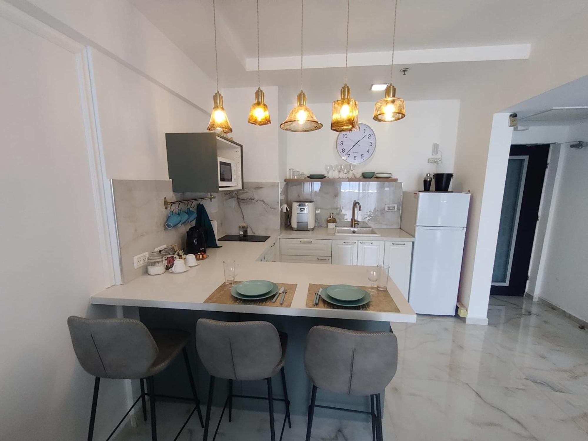 Apartment סוויטת פאר מול הים *